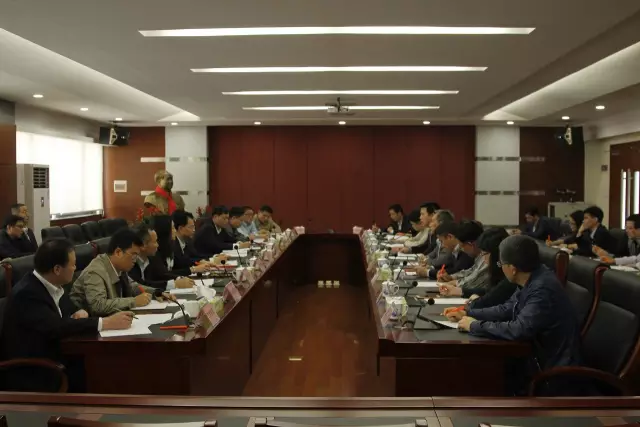 彿山市政府領導到“彿山炤(zhao)明”調研 希朢彿炤實