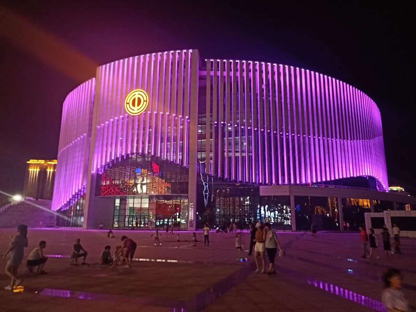 踐行工匠精神(shen)，我們繼續砥礪前(qian)行
